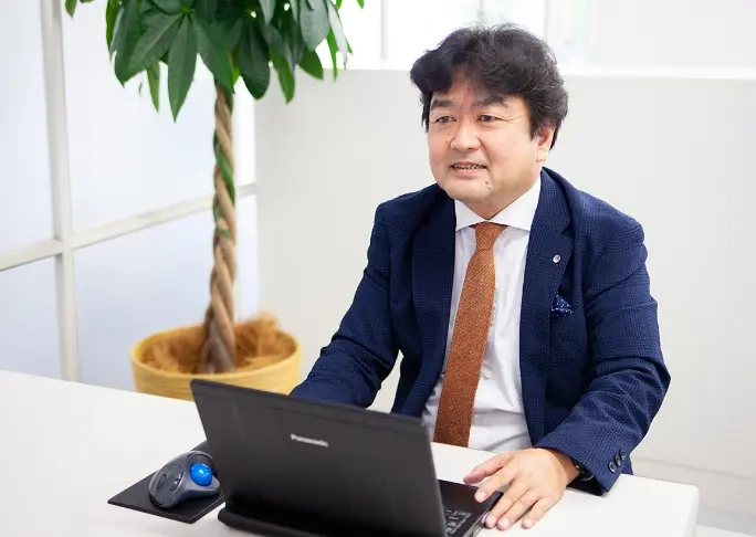 キャリアアドバイザー 有本 浩志